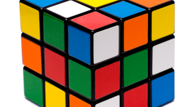 L’originale Cubo di Rubik vince ai Toys Milano 2023 nella categoria “Giochi da tavolo e puzzle”