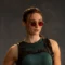Preparate i vostri artefatti. Lei sta arrivando… Prime Video svela la prima immagine di una combattiva Sophie Turner nei panni di Lara Croft nella nuova serie Tomb Raider