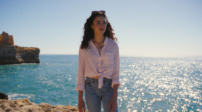 LOVE OF YOUR LIFE – La prima immagine del film con Margaret Qualley, in anteprima mondiale al TIFF e dal 14 ottobre su Prime Video
