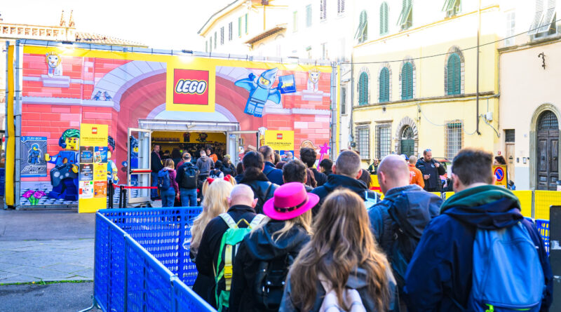 LEGO® ITALIA a LUCCA COMICS & GAMES 2026 celebra le passioni senza tempo